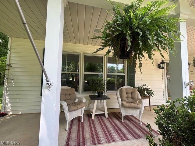 385 Cochran Road, Aurora, OH 44202