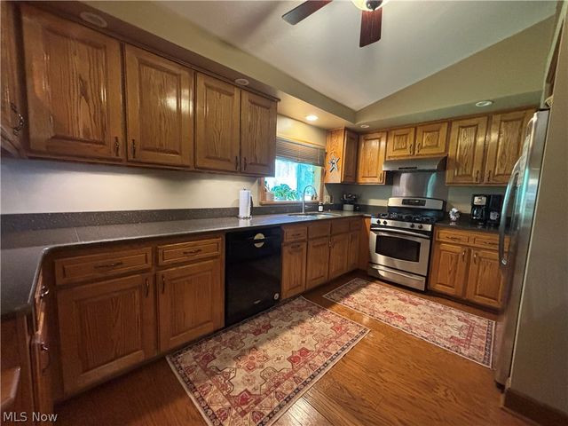 385 Cochran Road, Aurora, OH 44202