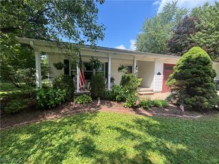 385 Cochran Road, Aurora, OH 44202