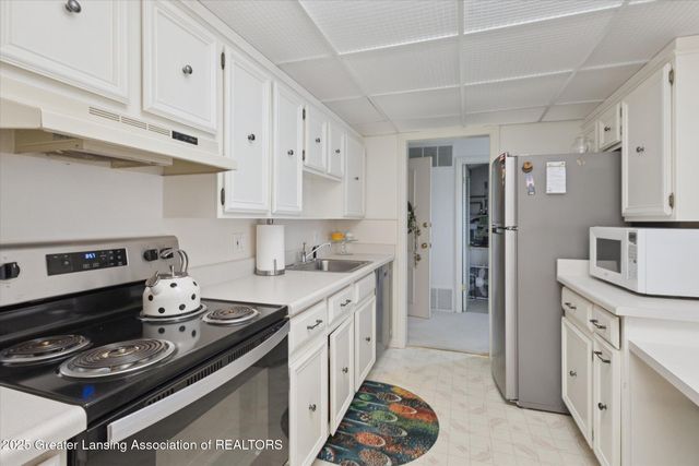 1740 Wellington Road 103, Lansing, MI 48910