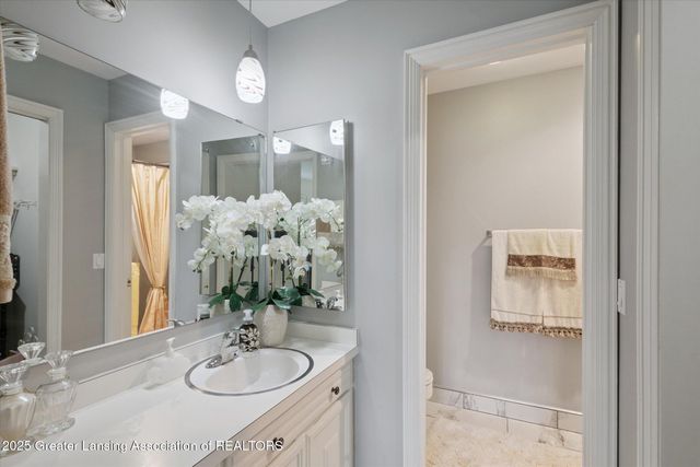 1740 Wellington Road 103, Lansing, MI 48910