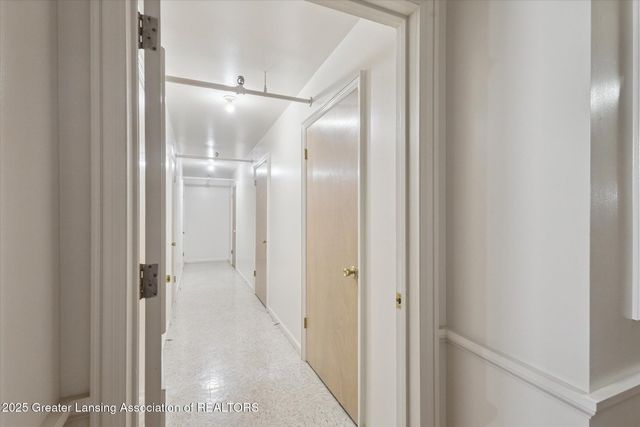 1740 Wellington Road 103, Lansing, MI 48910