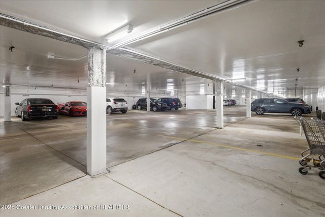 1740 Wellington Road 103, Lansing, MI 48910