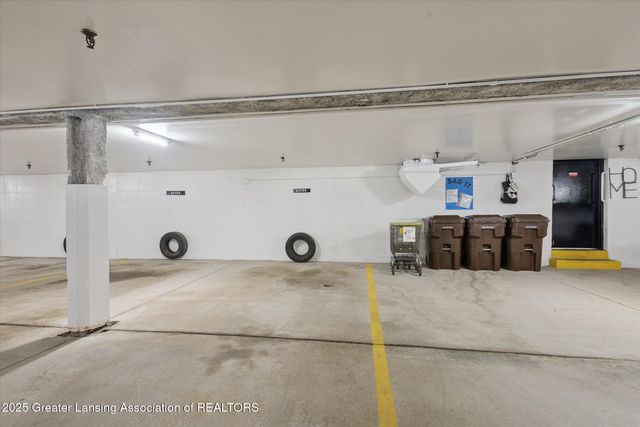 1740 Wellington Road 103, Lansing, MI 48910