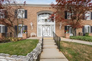 1740 Wellington Road 103, Lansing, MI 48910