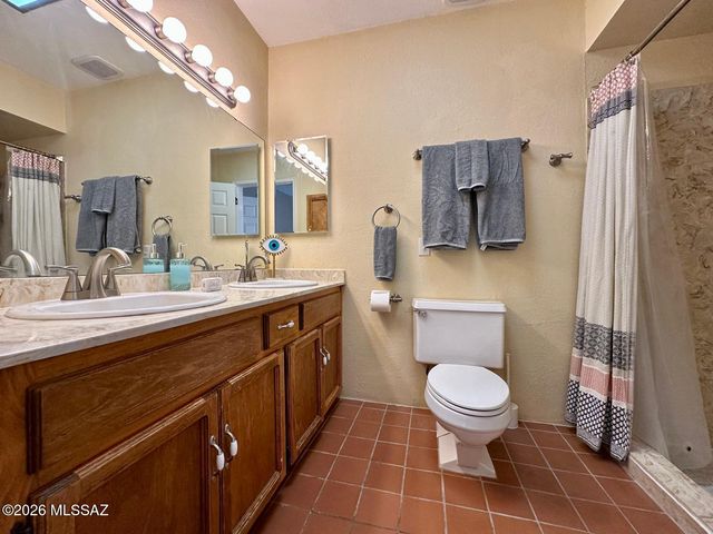 230 E Calle Turquesa, Tucson, AZ 85704