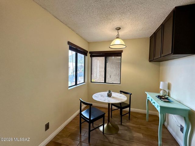 230 E Calle Turquesa, Tucson, AZ 85704