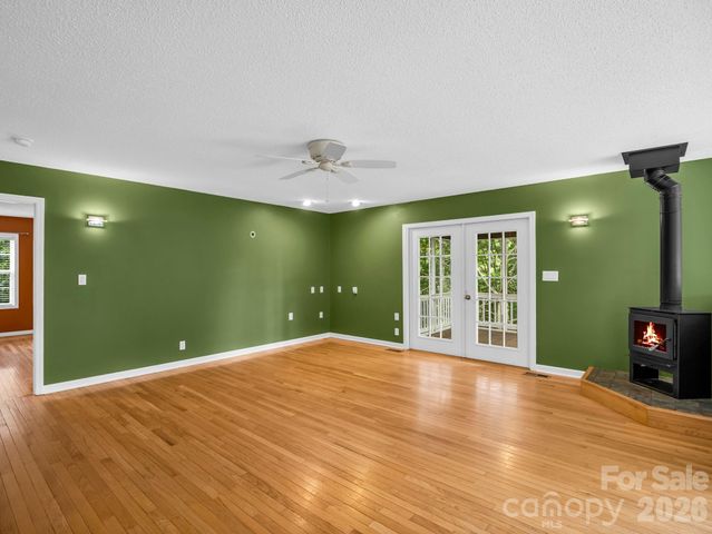 130 High Rock Acres Drive, Black Mountain, NC 28711