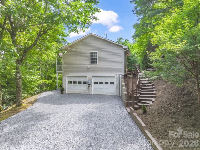 130 High Rock Acres Drive, Black Mountain, NC 28711