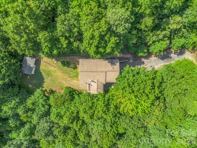 130 High Rock Acres Drive, Black Mountain, NC 28711