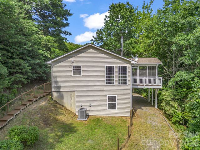 130 High Rock Acres Drive, Black Mountain, NC 28711
