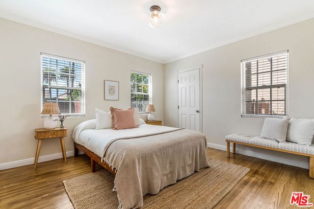 7519 La Salle Avenue, Los Angeles, CA 90047