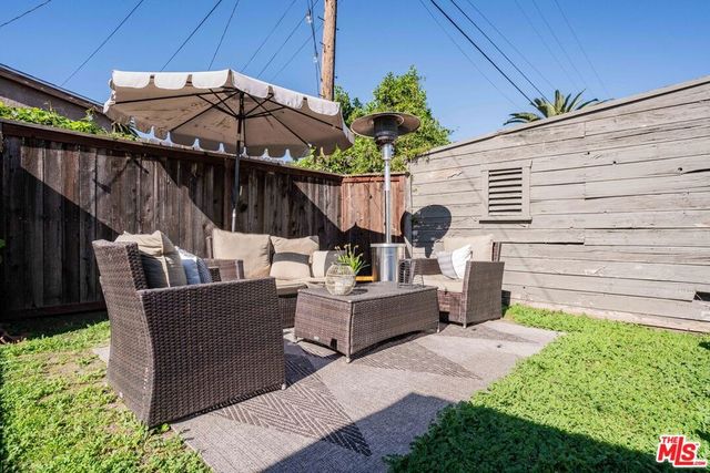 7519 La Salle Avenue, Los Angeles, CA 90047