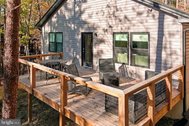 395 DELORIS RD, Basye, VA 22810