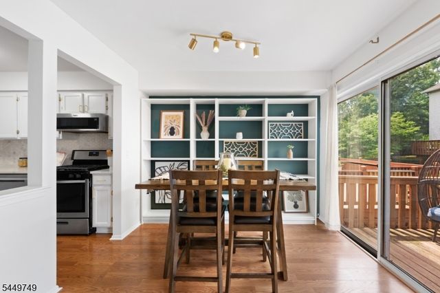 53 Dewitt Ln, Hillsborough Twp., NJ 08844