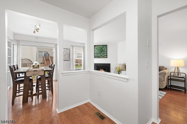 53 Dewitt Ln, Hillsborough Twp., NJ 08844