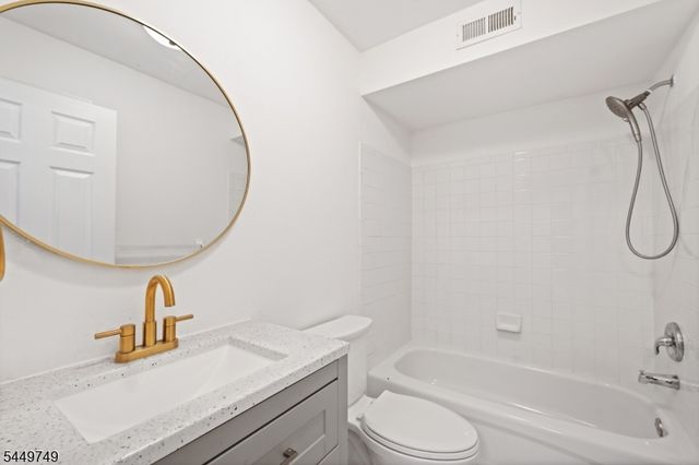 53 Dewitt Ln, Hillsborough Twp., NJ 08844