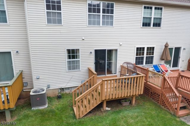 53 Dewitt Ln, Hillsborough Twp., NJ 08844