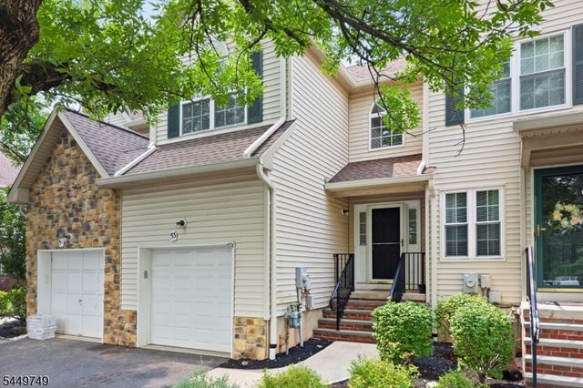 53 Dewitt Ln, Hillsborough Twp., NJ 08844