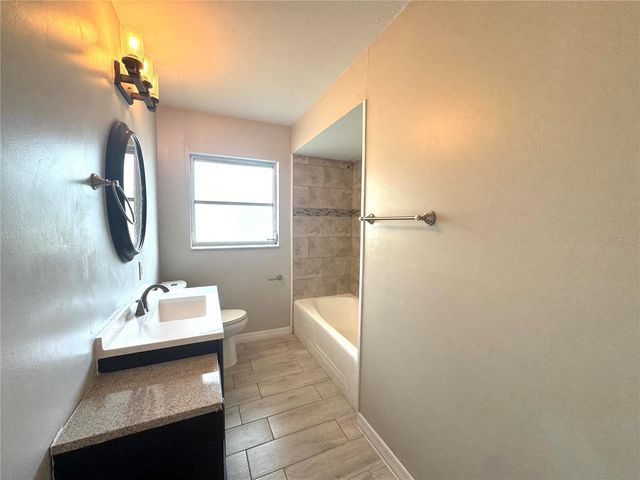 4895 E WIND STREET 2, Orlando, FL 32812