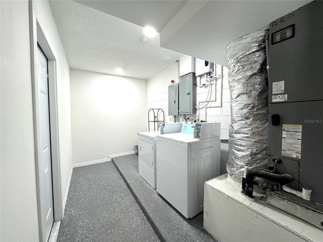 4895 E WIND STREET 2, Orlando, FL 32812