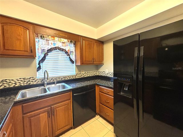 4895 E WIND STREET 2, Orlando, FL 32812