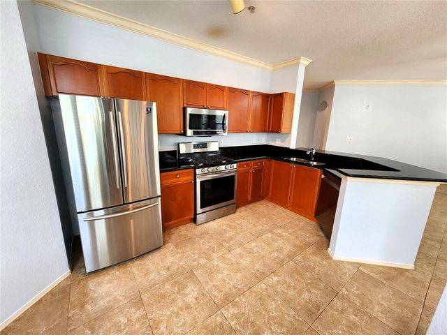 2733 VIA CIPRIANI 810A, Clearwater, FL 33764