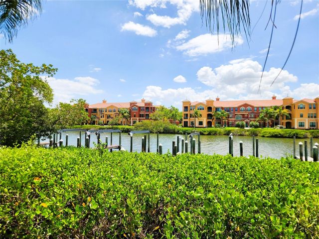 2733 VIA CIPRIANI 810A, Clearwater, FL 33764