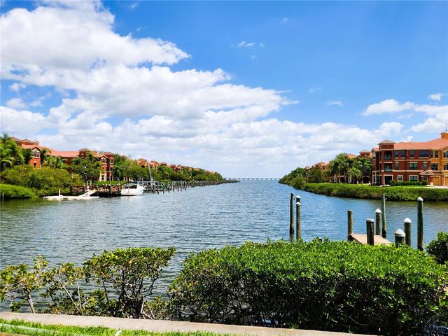 2733 VIA CIPRIANI 810A, Clearwater, FL 33764