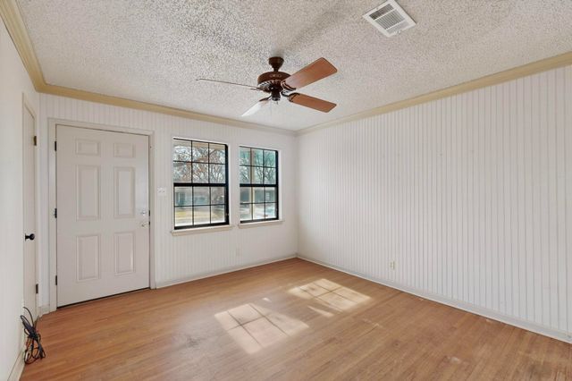 1917 Ida Street, Arlington, TX 76010