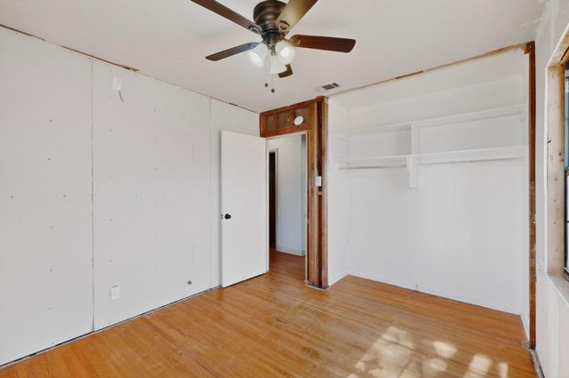 1917 Ida Street, Arlington, TX 76010