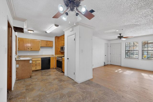 1917 Ida Street, Arlington, TX 76010