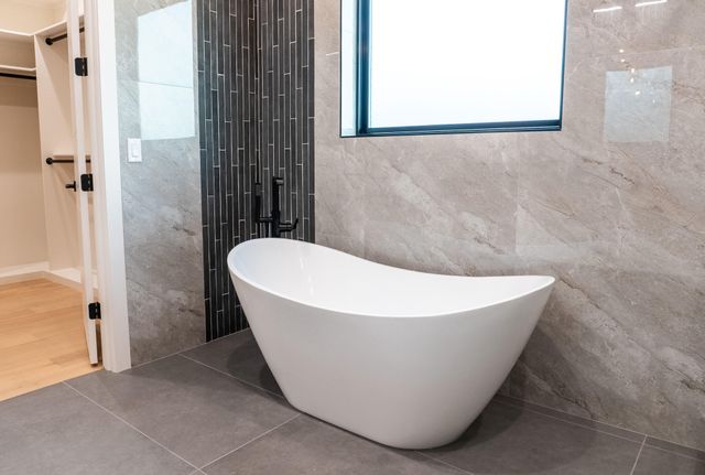 3717 E Woodhue Street, Springfield, MO 65802