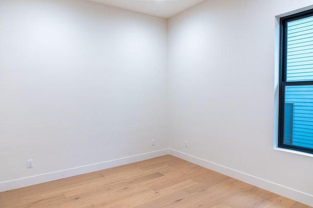 3717 E Woodhue Street, Springfield, MO 65802