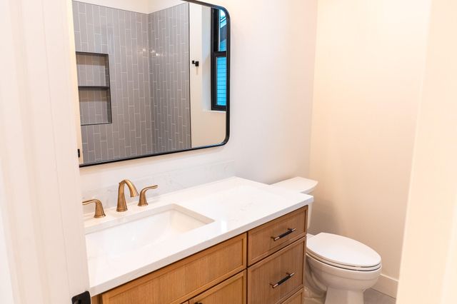 3717 E Woodhue Street, Springfield, MO 65802