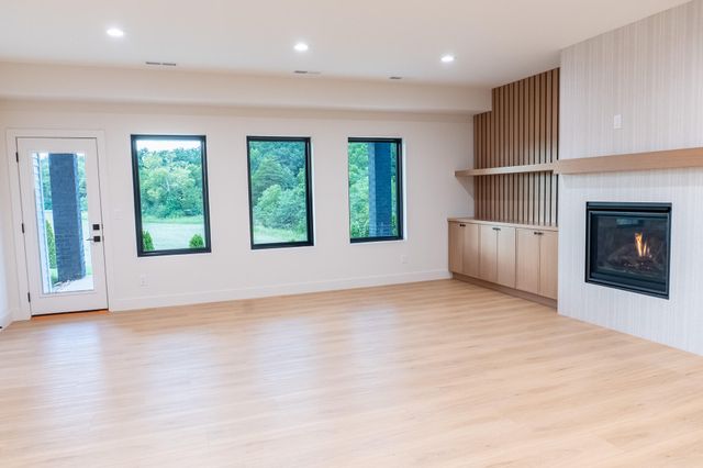 3717 E Woodhue Street, Springfield, MO 65802