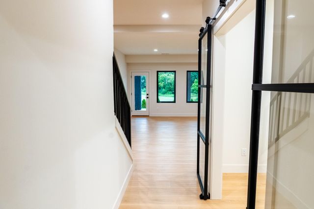 3717 E Woodhue Street, Springfield, MO 65802