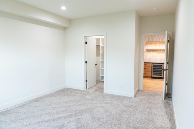 3717 E Woodhue Street, Springfield, MO 65802