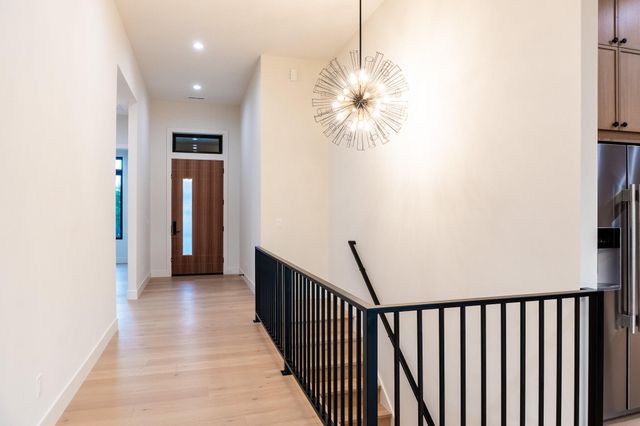 3717 E Woodhue Street, Springfield, MO 65802