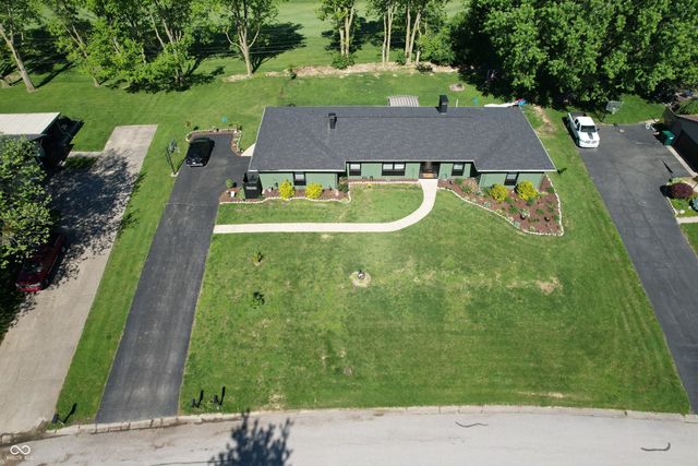 2028 Fairway Drive, Greencastle, IN 46135