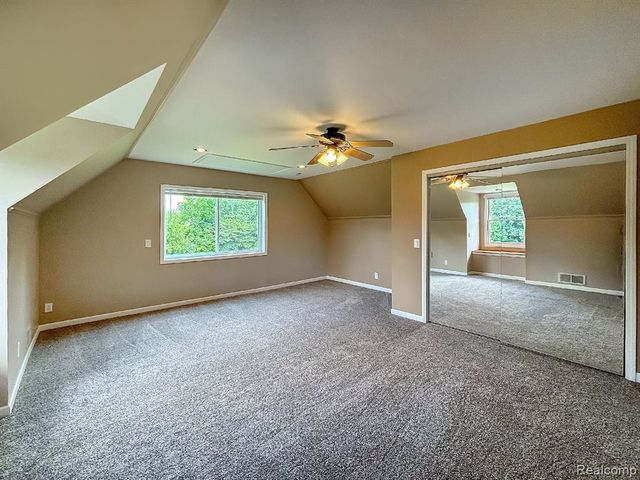 7653 Chase Lake Road, Fowlerville, MI 48836