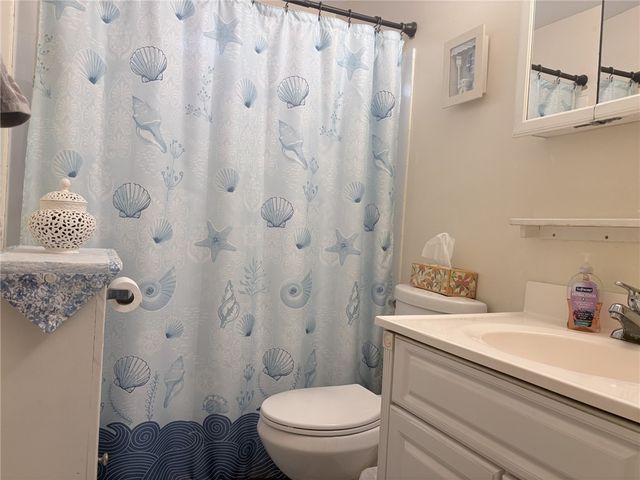 5764 Clover Meadow Lane, Farmington, NY 14425