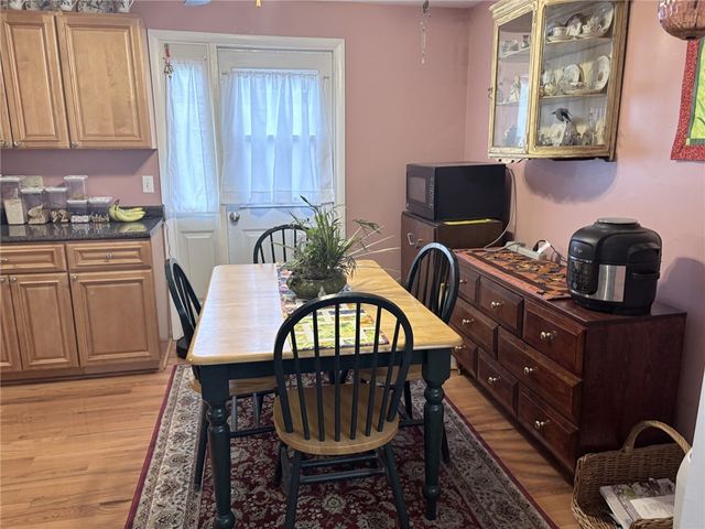 5764 Clover Meadow Lane, Farmington, NY 14425