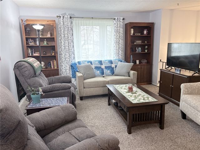 5764 Clover Meadow Lane, Farmington, NY 14425