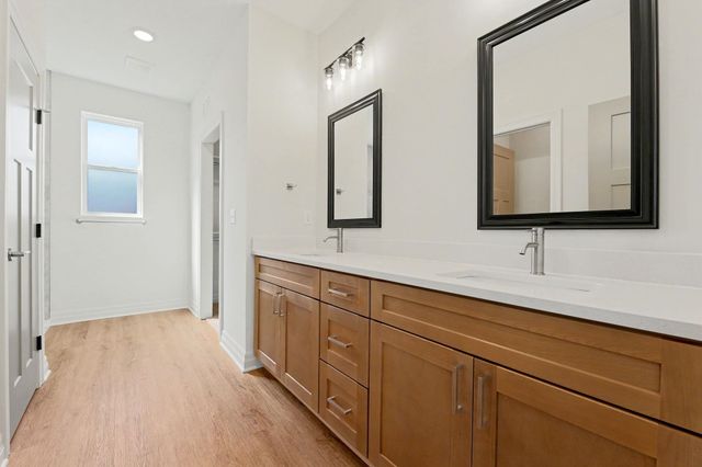 600 S Trotter, Maize, KS 67101