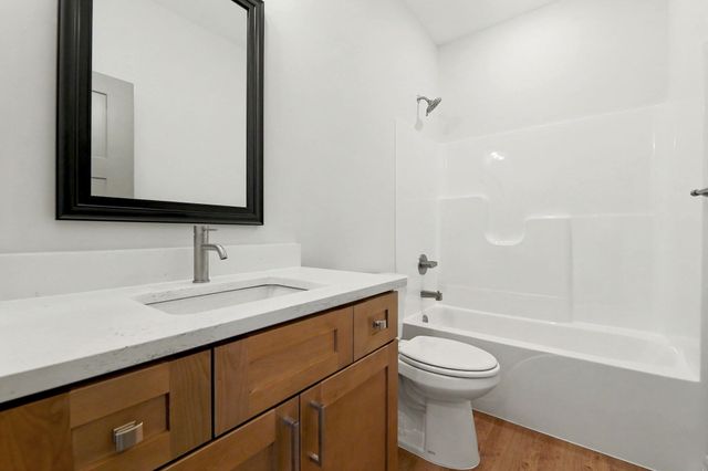 600 S Trotter, Maize, KS 67101