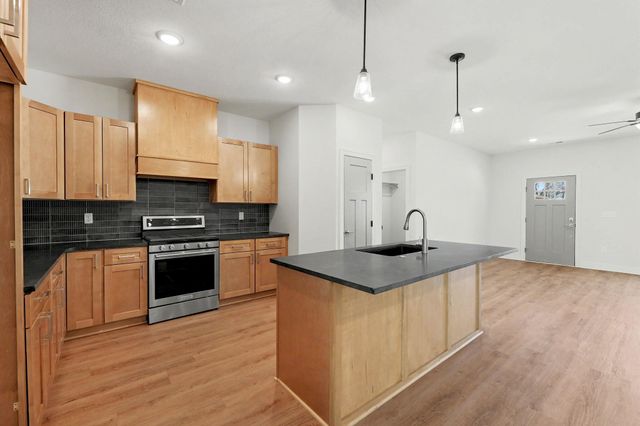 600 S Trotter, Maize, KS 67101