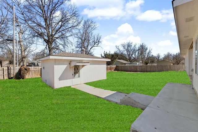 600 S Trotter, Maize, KS 67101