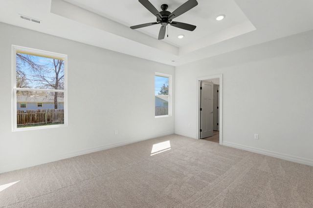 600 S Trotter, Maize, KS 67101