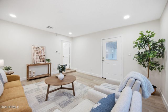 6401 W IRONWOOD Drive, Glendale, AZ 85302